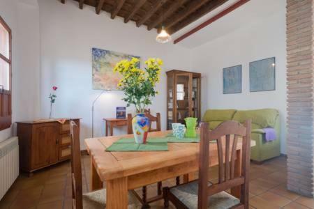 Spacious Sunny And Quiet Albayzin Apartment Granada Exterior photo